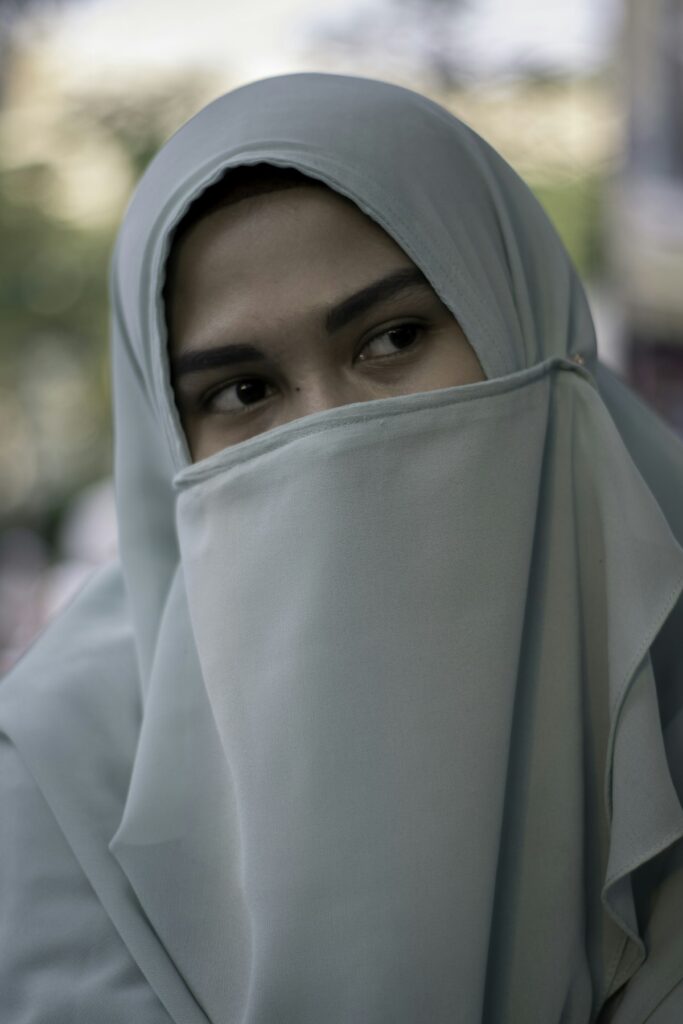 Ibu Dewi Lestari, S.Pd.
